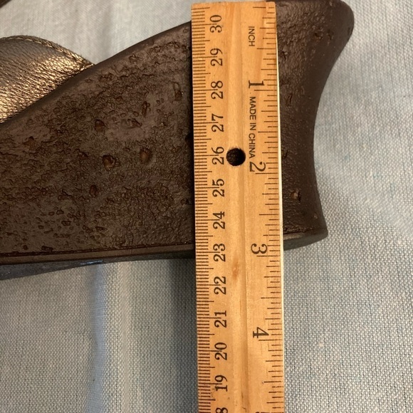 Cindy Says Studded Metallic Mules Clogs Wedge Leather Sip On 39 EU/8.5 US - Picture 7 of 9